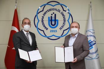 Bandırma Onyedi Eylül Üniversitesi Toplu İş Sözleşmesi İmzalandı